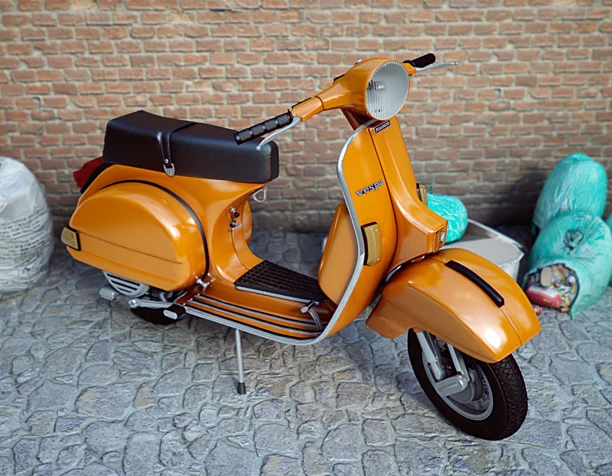 Vespa P200E