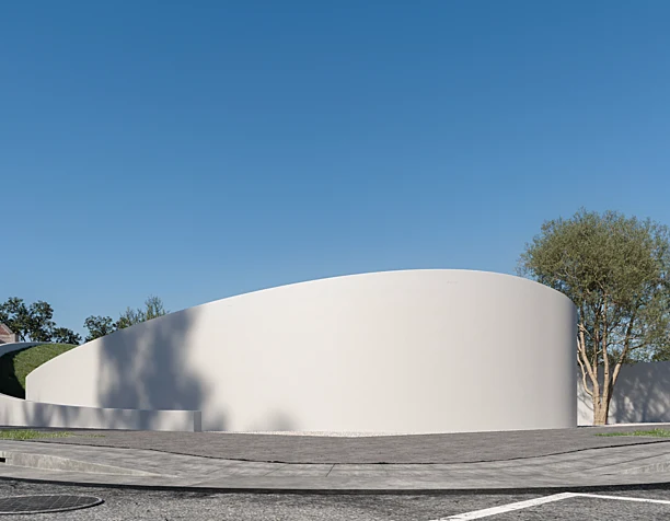 One wall house