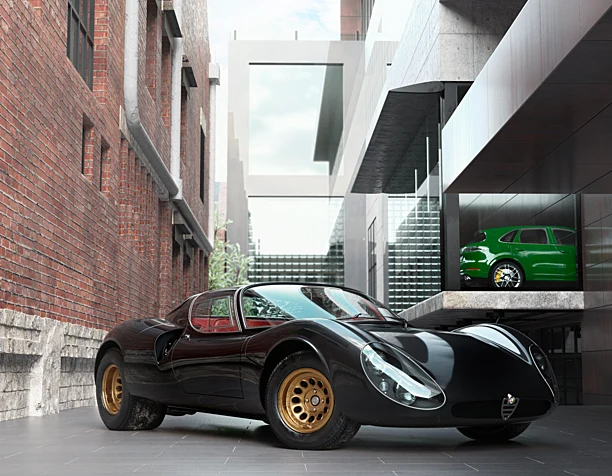 Alfa Romeo 33 Black beauty