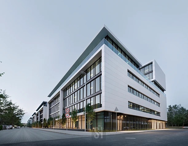 Microsoft Headquarter Germany, Munich (сделано по референсу)
