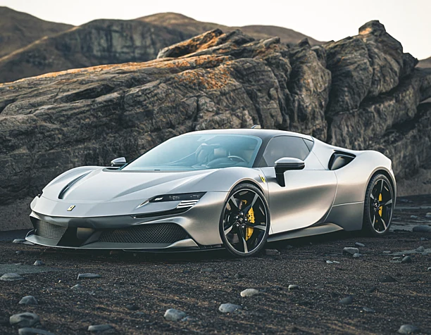 Ferrari SF90 Stradale 2021