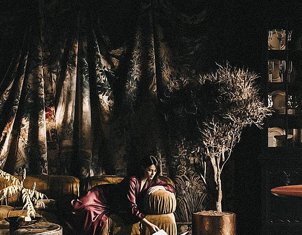 DARK HOME