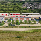 Складские помещения для хранения, под бизнес с офисными помещениями