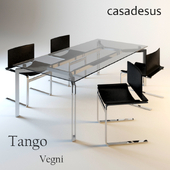 Стол Tango  и стулья Vegni фабрики Casadesus