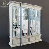East Hampton Display Cabinet with Mirrored Doors