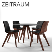 Table and chairs from the company Zeitraum