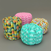 4 Poufs