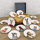 Lacquer trays and dapper animal plates