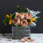 Bouquet of Austin&#39;s Roses, Kumquat and Dusty Miller plant