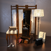 Mirror, a floor lamp and a screen