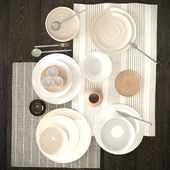 Set of ceramic dishes