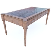 Старый деревянный стол