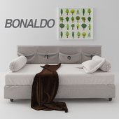 Bonaldo Pongo bed with pillows