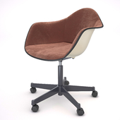 Charles Eames for Herman Miller Mid-Century Chair