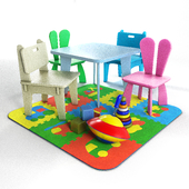 Children&#39;s table and chairs