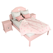 Кровать из серии Adelina