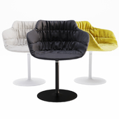 Flow Armchair With Central Leg Upholstered