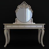 Alta Moda mirror and table