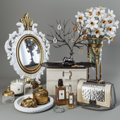 Decorative set for ladies dressing table
