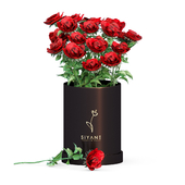 Red rose vase