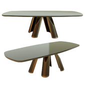 Prince dining table from the Italian brand Arketipo