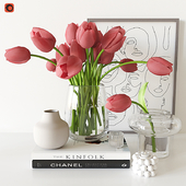 Decorative set with red tulips