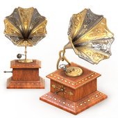 Antique Gramophone Table Decorative Showpiece
