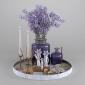 Decorative set with flower bouquet