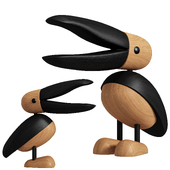 Decorative wooden bird figures
