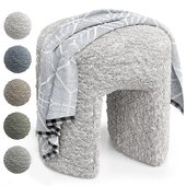 Shaggy fur pouf from Ogogo