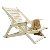 Folding wooden chaise longue