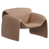 Le Club Armchair by Poliform